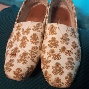 Toms limited edition gingerbread shoes